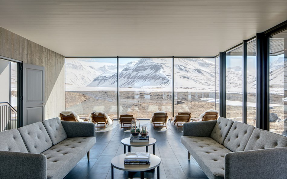 Hand-picked hotels and countryside retreats in Iceland