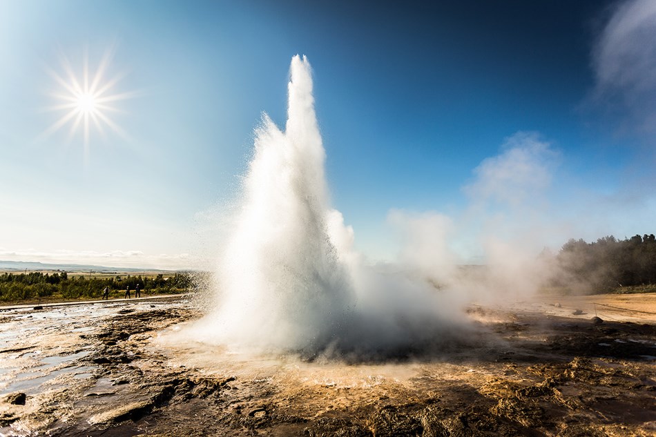 Shared small group travel experience in Iceland