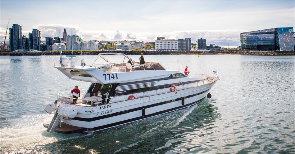 Private Yacht Iceland