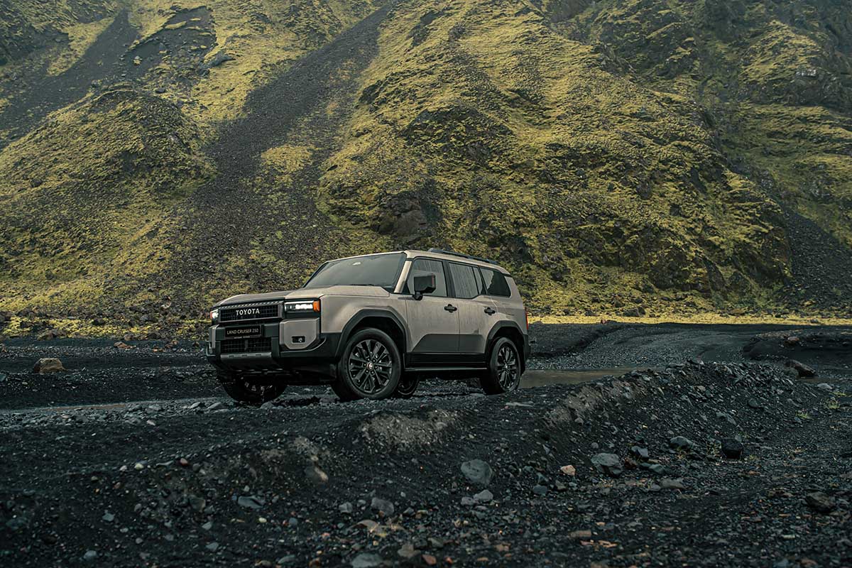 Hand-picked hotels and countryside retreats in Iceland