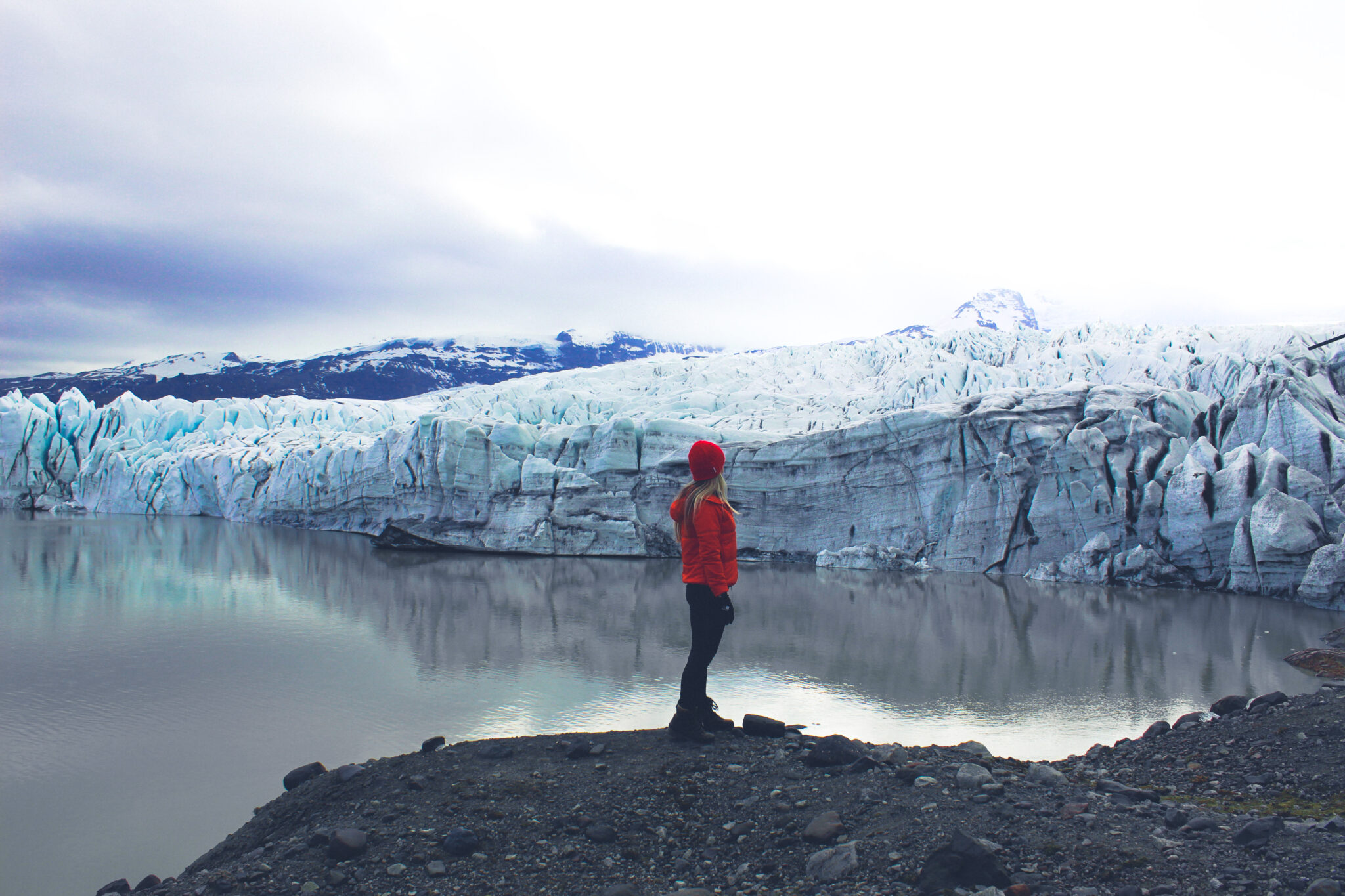 Guest exploring glacier lagoon in Iceland